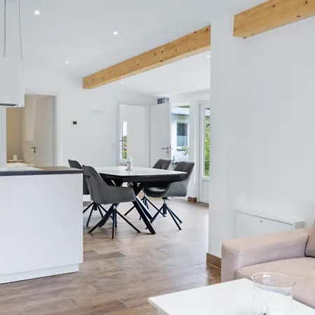 Zum Nordstrand بيت للعطل Putgarten